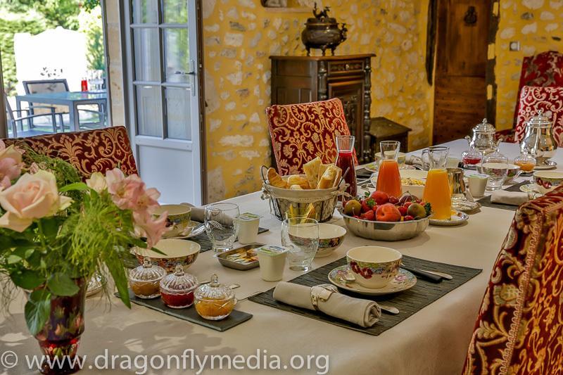 Le Grand Cedre Bed & Breakfast Lolme Bagian luar foto